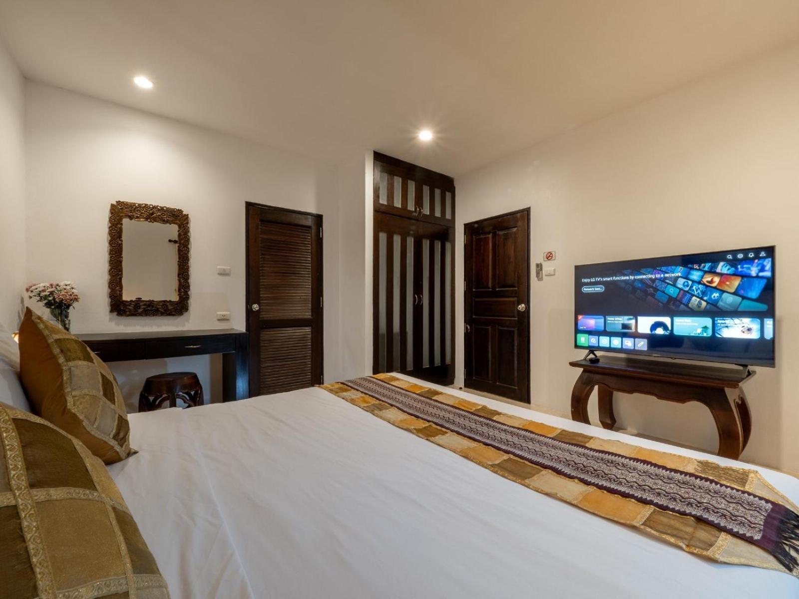 Isara Nai Yang Resort Екстер'єр фото