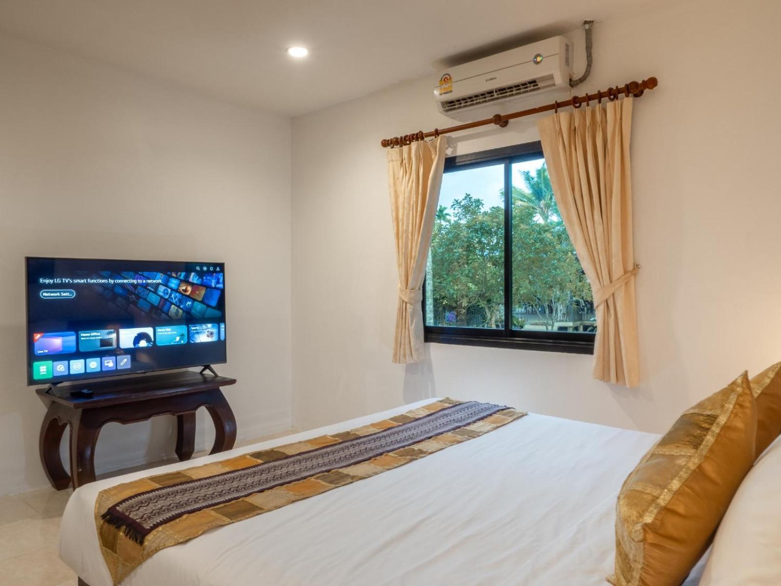 Isara Nai Yang Resort Екстер'єр фото