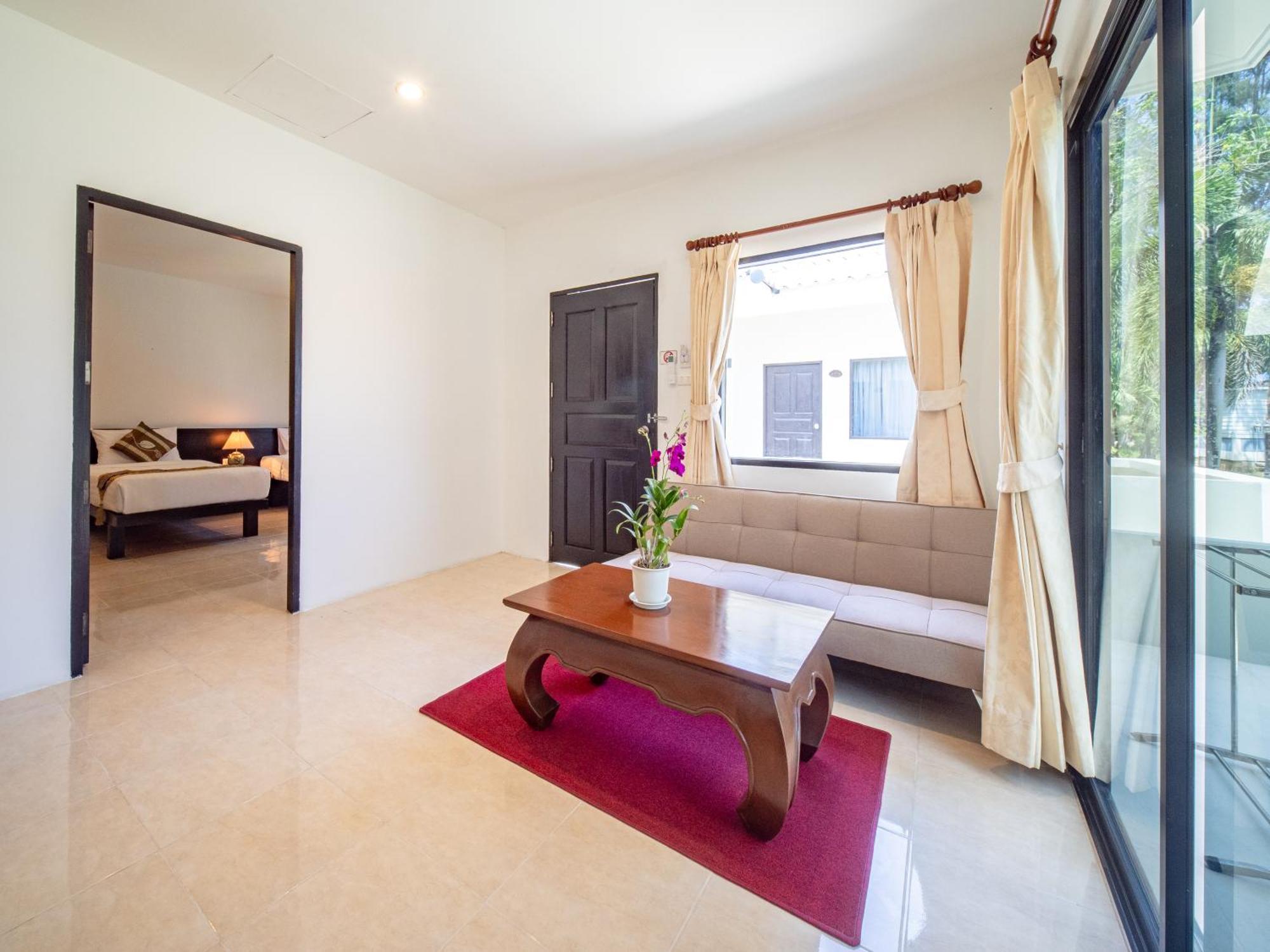 Isara Nai Yang Resort Екстер'єр фото